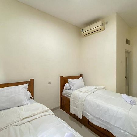 Blimbing  Nipa Guest House Near Universitas Widyagama Mitra Reddoorz מראה חיצוני תמונה